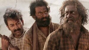 Aadujeevitham 8