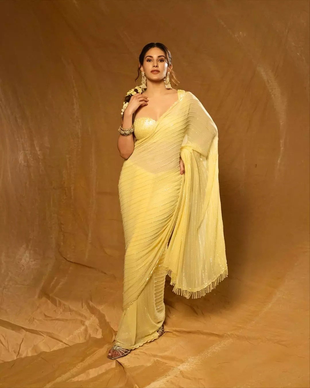 Amyra