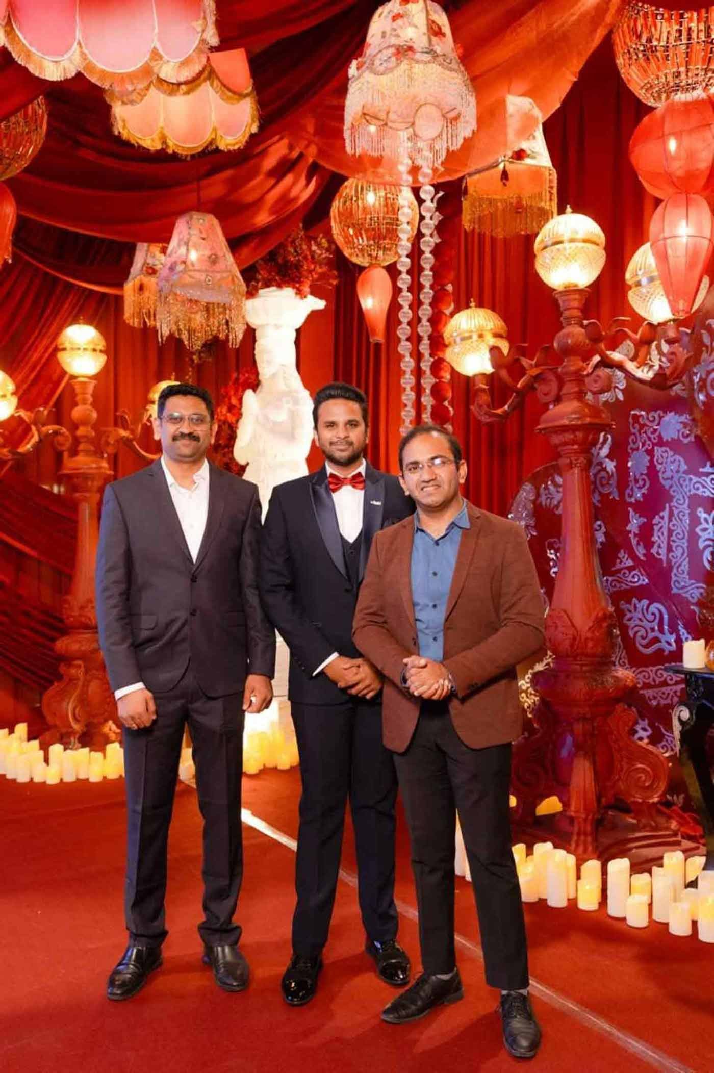 Sri Jitesh Patil, IAS (far left) and Sri Mushraf Ali Faruqui, IAS (far right)